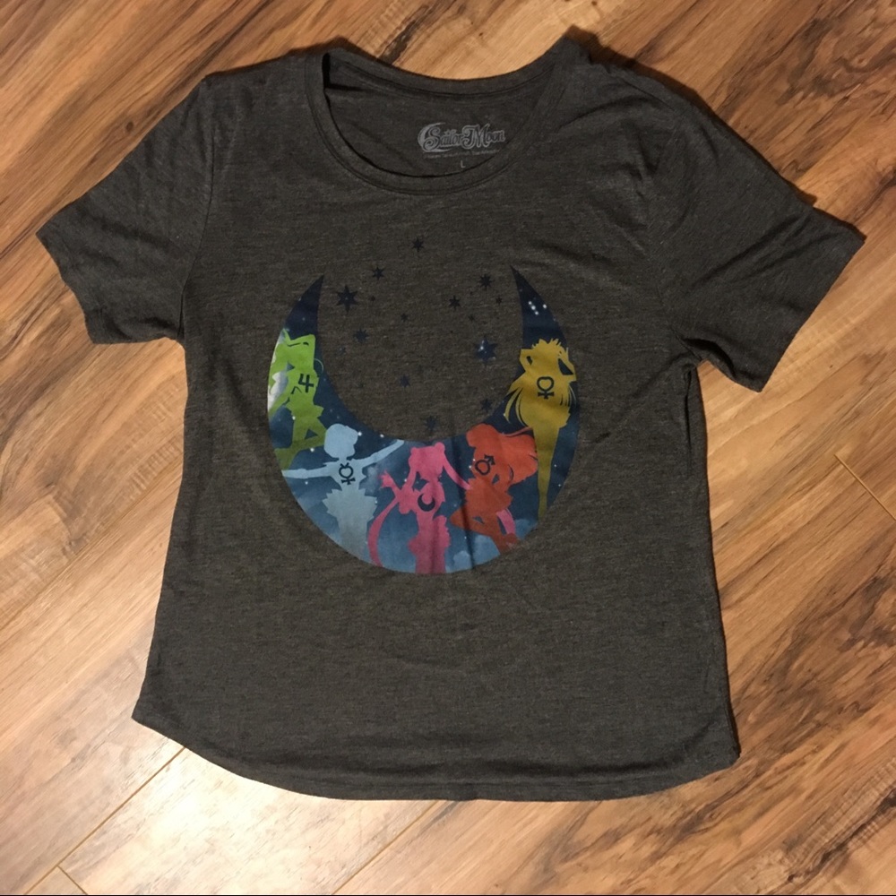 Sailor Moon T-shirt sz L EUC